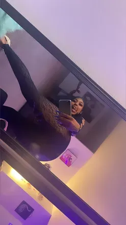 OnlyFans account  misshoneycreams avatar 1