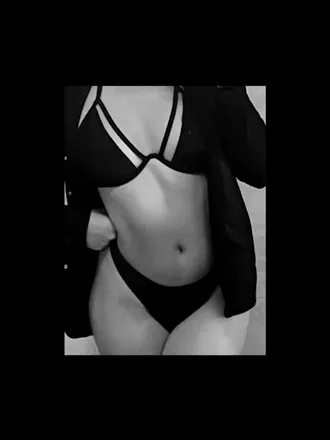 OnlyFans cuenta travellingbabe3 header 2