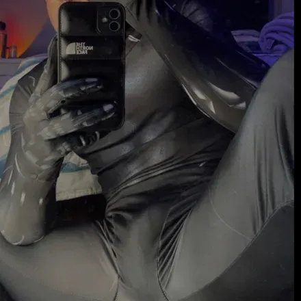 OnlyFans account  yullbjm avatar 1