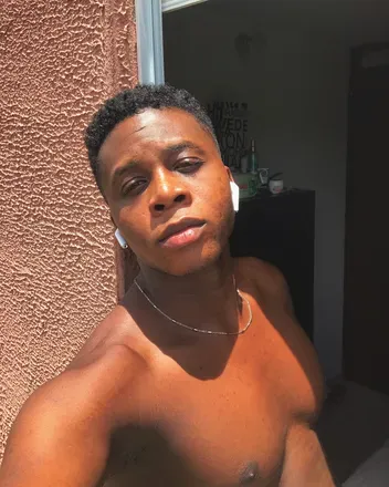 OnlyFans cuenta edwardyesith avatar 1
