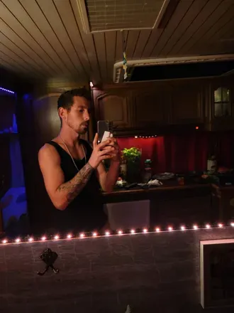 OnlyFans account  simonshake header 2