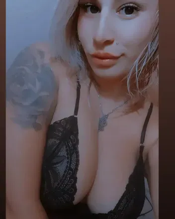 OnlyFans account  ayeecami avatar 1