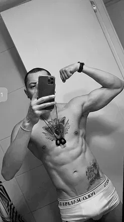 OnlyFans cuenta asianlatin321 avatar 1