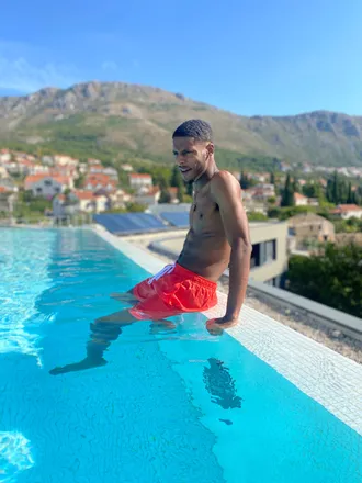 OnlyFans cuenta yxng_diesel header 2
