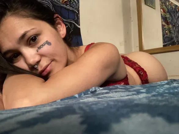 OnlyFans cuenta mousemommy header 2