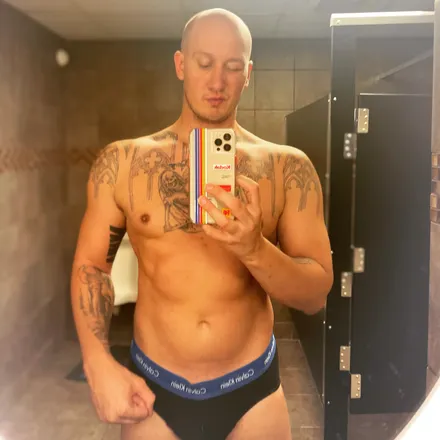 OnlyFans cuenta emojockmemoir header 2