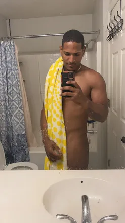 OnlyFans cuenta tuomega header 2