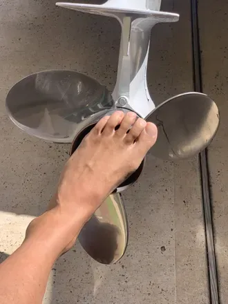 OnlyFans account  boats-and-toes header 2