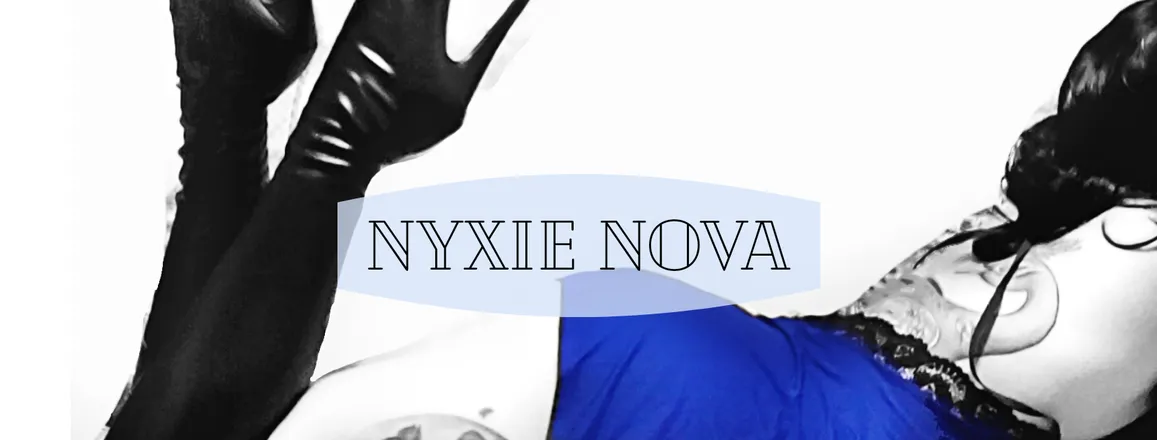 OnlyFans cuenta nyxienova header 2