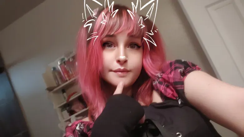OnlyFans cuenta christiekitten header 2