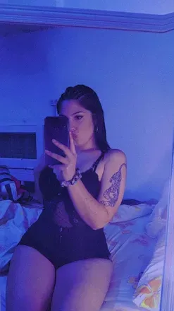 OnlyFans cuenta carolinedarling avatar 1