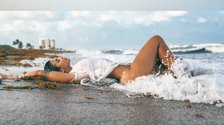 OnlyFans cuenta aygrecia header 2