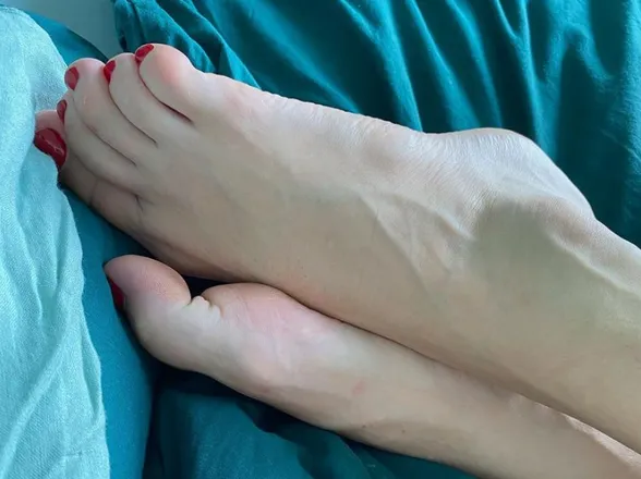 OnlyFans cuenta feeturingapril header 2