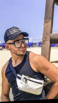 OnlyFans account  robincho avatar 1