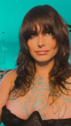 OnlyFans cuenta knomi avatar 1