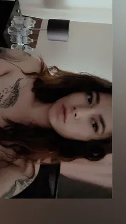 OnlyFans cuenta ladylovebugg01 avatar 1