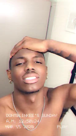 OnlyFans cuenta dontblinkee header 2