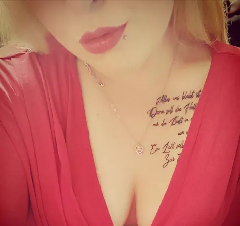 OnlyFans cuenta miss.only3 header 2