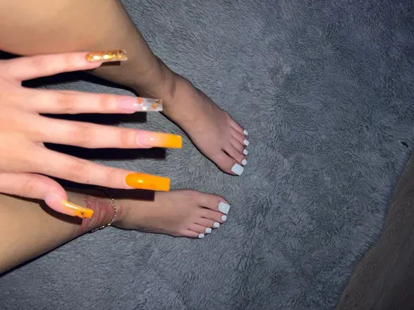 OnlyFans account  lilbindyy header 2