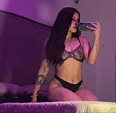 OnlyFans account  linacob avatar 1