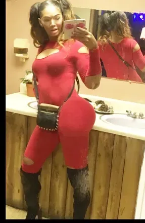 OnlyFans cuenta mileena1989 header 2