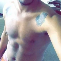 OnlyFans cuenta uns3ncor3d avatar 1