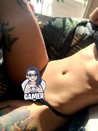 OnlyFans cuenta kathias23 header 2