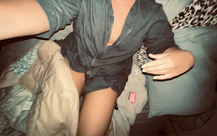OnlyFans cuenta aannoying724 header 2