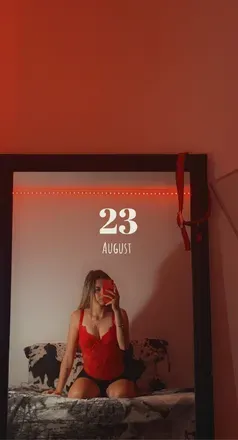 OnlyFans cuenta boldbitch44 avatar 1
