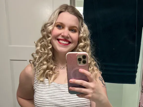 OnlyFans cuenta madsblondie101 header 2