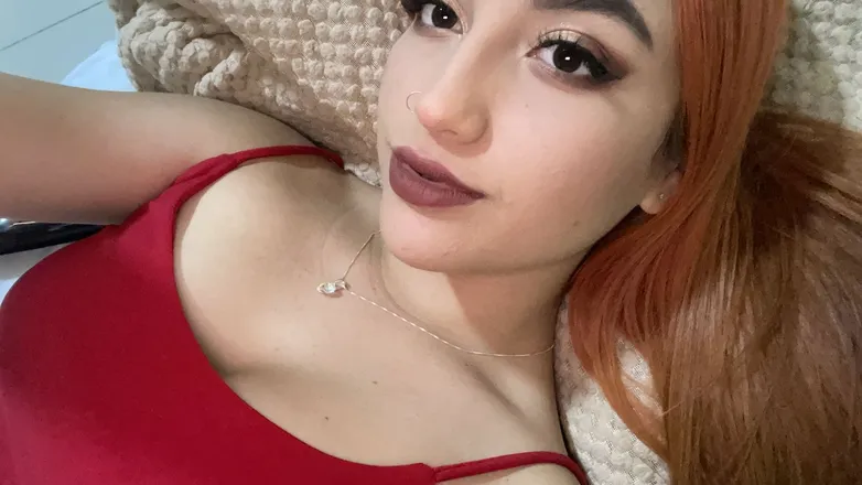 OnlyFans cuenta valemartinez00 header 2