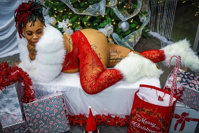 OnlyFans account  dynamic-starr header 2