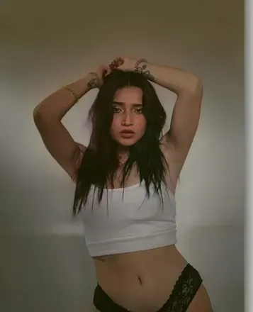 OnlyFans cuenta prettyrossee1 avatar 1