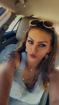 OnlyFans cuenta sydneyluv69 header 2