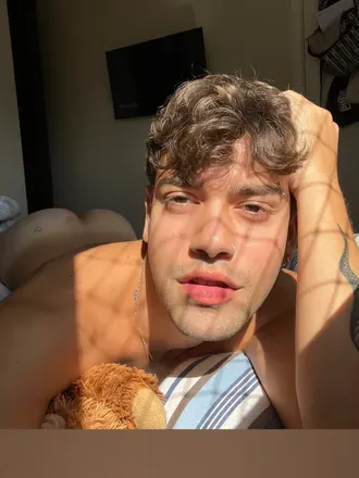 OnlyFans cuenta noahmoraesfree header 2