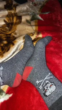 OnlyFans cuenta thesemanlyfeet header 2