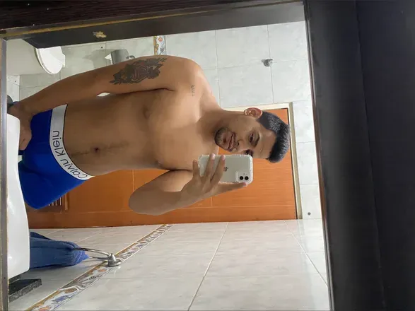 OnlyFans cuenta carterlander08 header 2