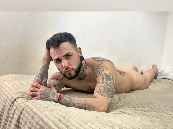 OnlyFans cuenta iivaan.x header 2