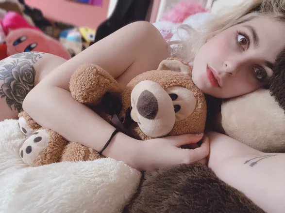 OnlyFans cuenta prettypastries header 2
