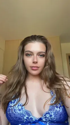 OnlyFans de emstrips01