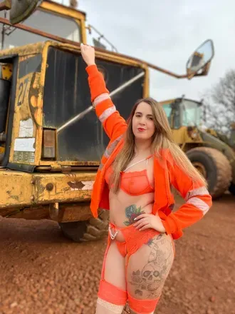 OnlyFans of itskerrylouise