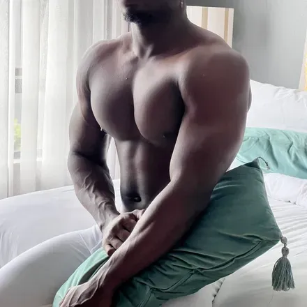 OnlyFans cuenta thee_empire header 2