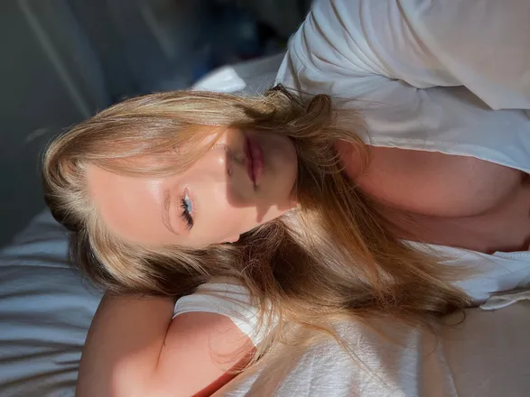 OnlyFans cuenta beckybunnyy header 2