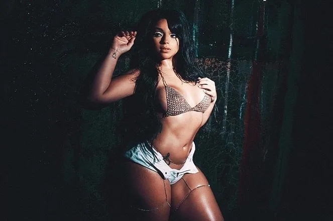 OnlyFans cuenta s_rosee header 2