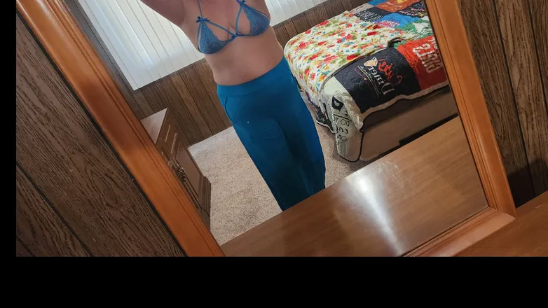 OnlyFans cuenta goddessirene31 header 2