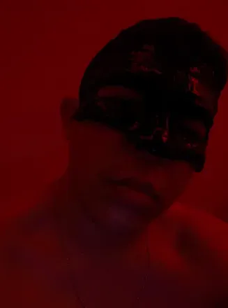 OnlyFans cuenta masked_man15 avatar 1