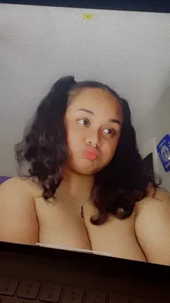 OnlyFans account  nessasof avatar 1