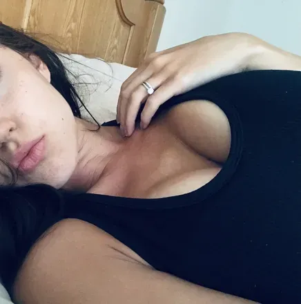 OnlyFans cuenta alyssajames21 header 2