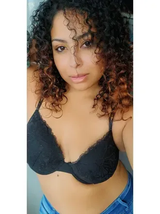 OnlyFans cuenta bellaemara avatar 1