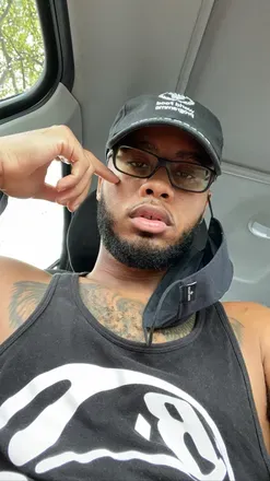 OnlyFans cuenta tyb_tatted avatar 1